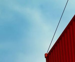 Containers vs. Virtual Machines (VMs): What’s the Difference?